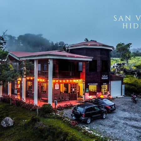 Hotel San Vicente Hideaway Quesada  エクステリア 写真