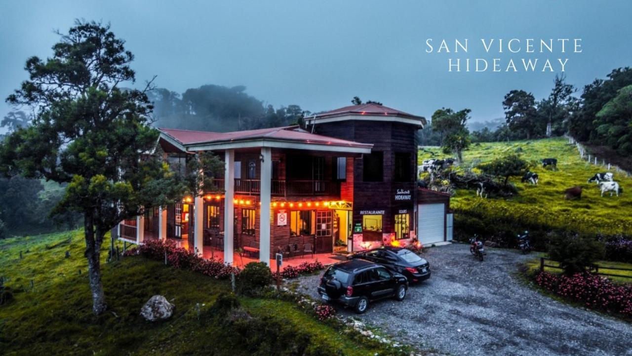 Hotel San Vicente Hideaway Quesada  エクステリア 写真